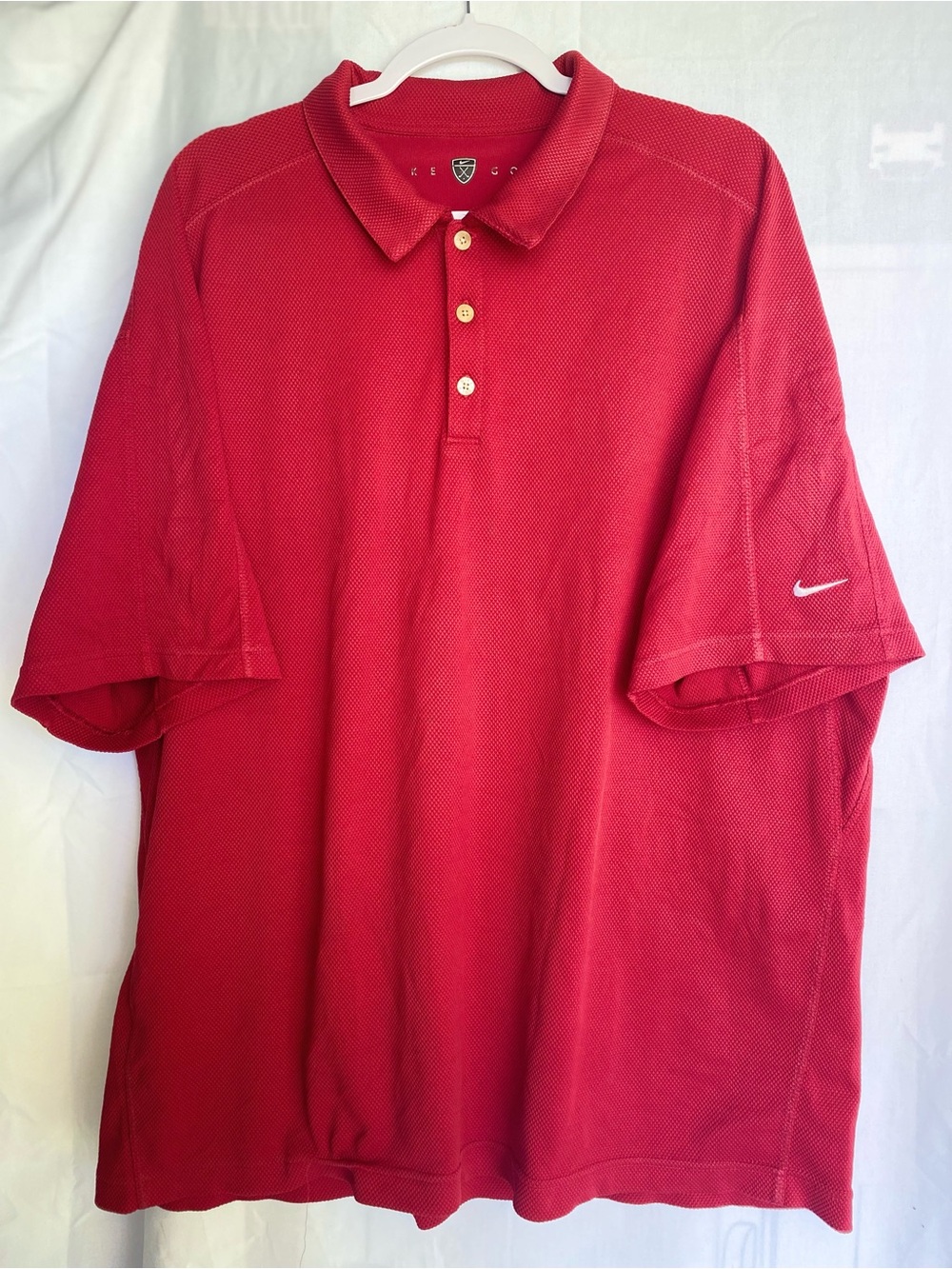 Nike Golf Red Solid Polo Shirt Men's XL Short Sleeve Collared Logo Button Knit
